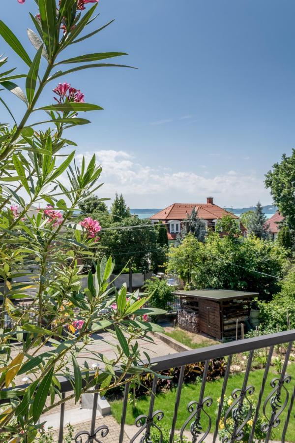 Mikes Vendégház Balatonfüred Esterno foto