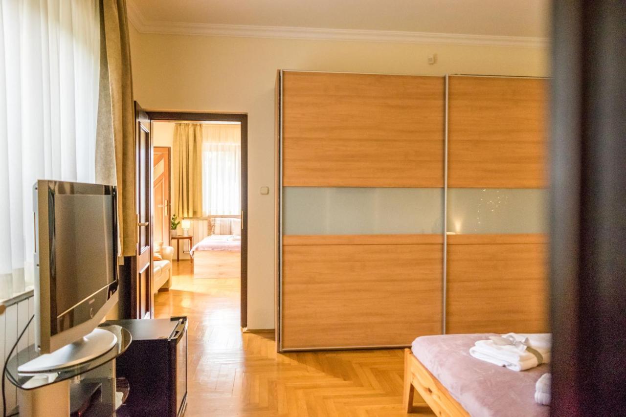 Mikes Vendégház Balatonfüred Esterno foto