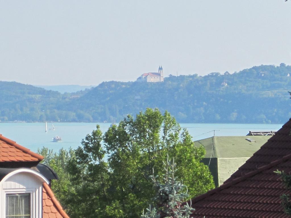 Mikes Vendégház Balatonfüred Esterno foto